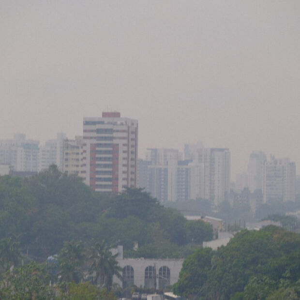 Defesa Civil de Manaus alerta para qualidade do ar devido a fumaça de queimadas
